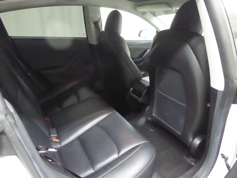 2019 TESLA MODEL 3 - Image 28