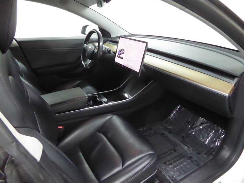 2019 TESLA MODEL 3 - Image 21
