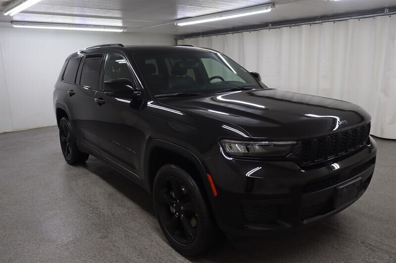 Diamond Black Crystal Pearl Coat 2022 Jeep Grand Cherokee L SUV / Crossover Four-Wheel Drive Automatic