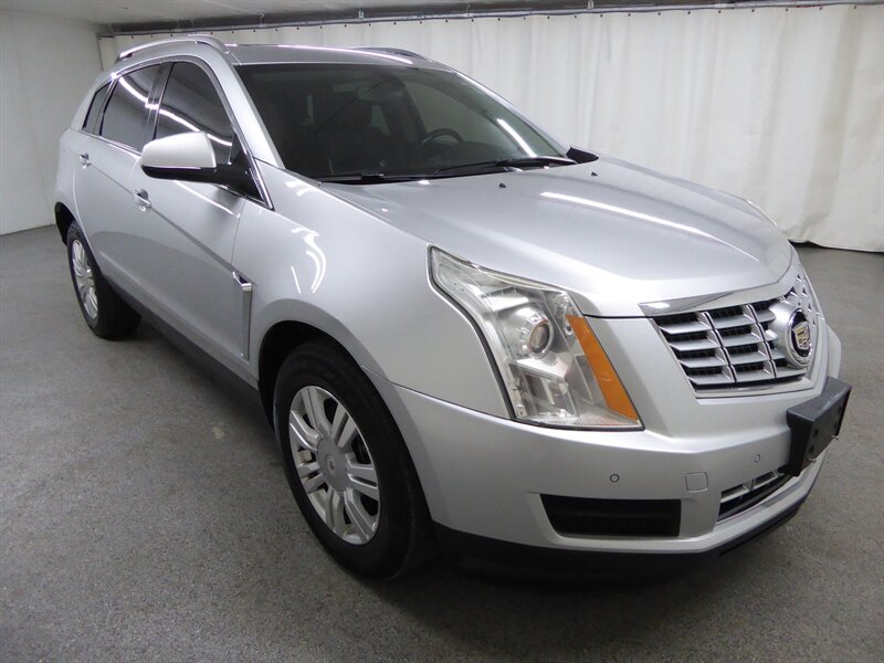 2016 Cadillac SRX Luxury Collection - Photo 1 - Downers Grove, IL 60515