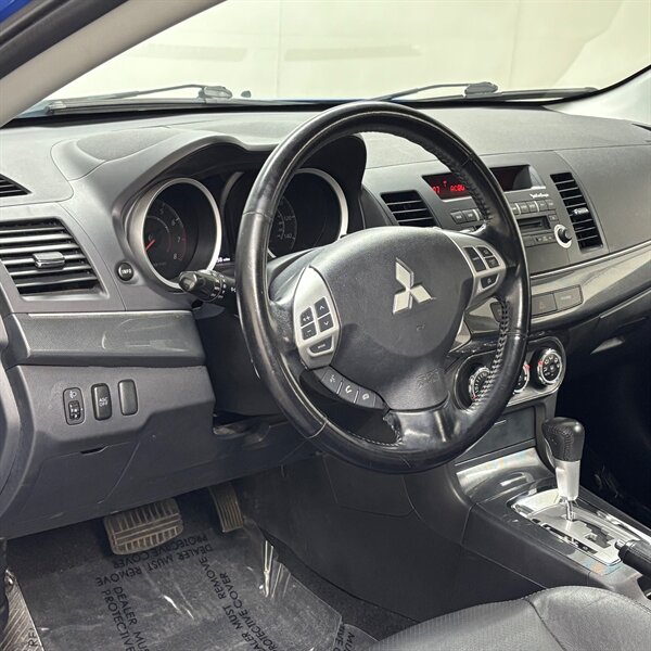 2010 Mitsubishi Lancer Sportback GTS   - Photo 17 - Downers Grove, IL 60515