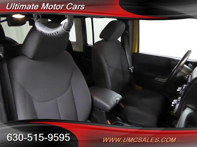 2014 Jeep Wrangler Unlimited Sport   - Photo 21 - Downers Grove, IL 60515