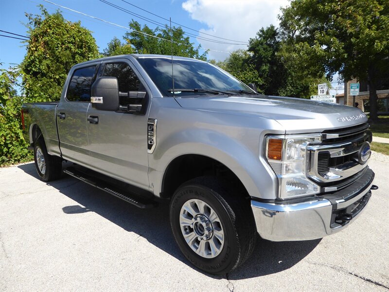 2022 Ford F-250 Super Duty XLT - Photo 1 - Downers Grove, IL 60515