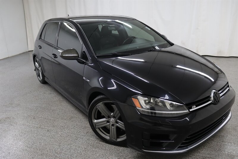 2016 Volkswagen Golf R R 4-door DSG's photo
