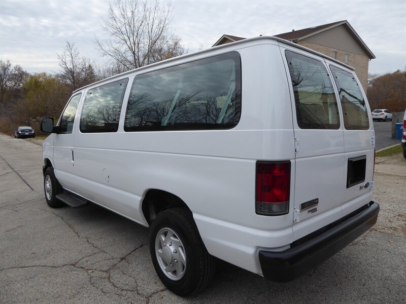 2013 FORD E-350 - Image 5