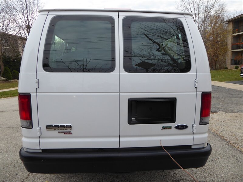 2013 FORD E-350 - Image 6