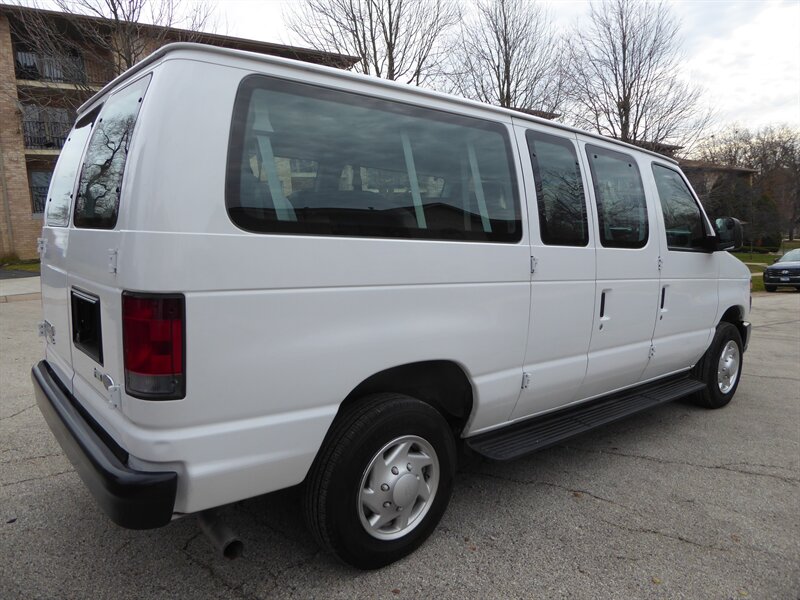 2013 FORD E-350 - Image 7