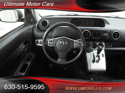 2012 Scion xB   - Photo 10 - Downers Grove, IL 60515