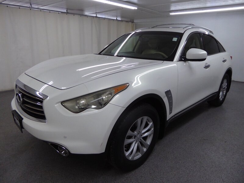 2012 Infiniti FX35 Limited Edition photo 2