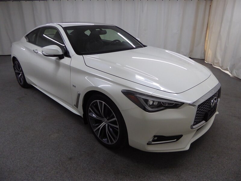 2018 INFINITI Q60 3.0T Luxe  