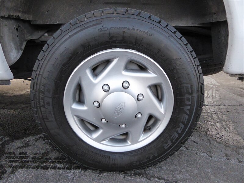 2013 FORD E-350 - Image 26