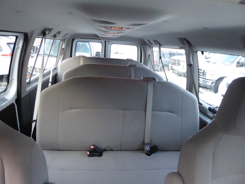2013 FORD E-350 - Image 24