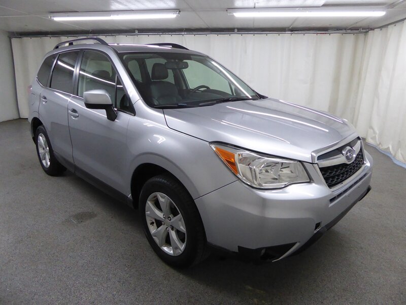 2016 Subaru Forester 2.5i Limited - Photo 1 - Downers Grove, IL 60515