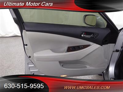 2011 Lexus ES 350   - Photo 19 - Downers Grove, IL 60515