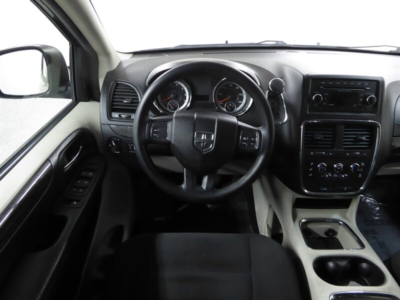 2016 DODGE GRAND CARAVAN - Image 9