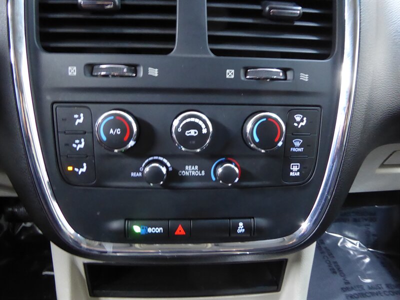 2016 DODGE GRAND CARAVAN - Image 14