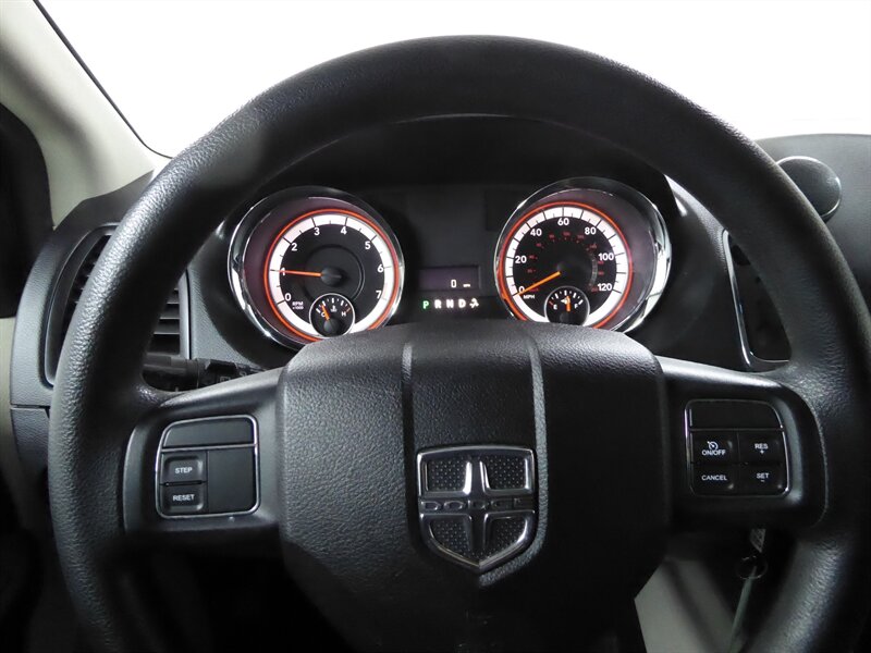 2016 DODGE GRAND CARAVAN - Image 10