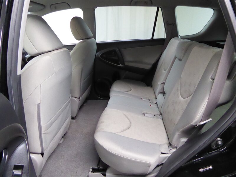 2010 Toyota RAV4 photo 24
