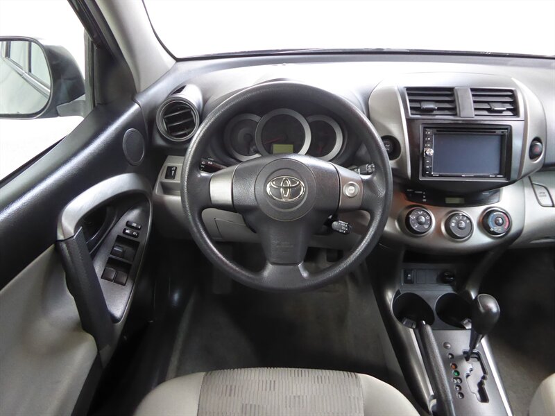 2010 Toyota RAV4 photo 10