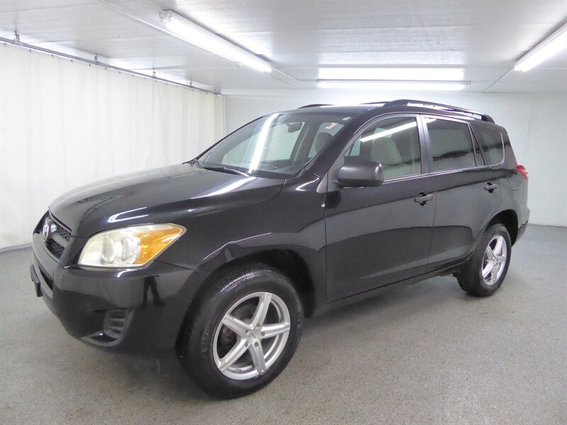 2010 Toyota RAV4 photo 3