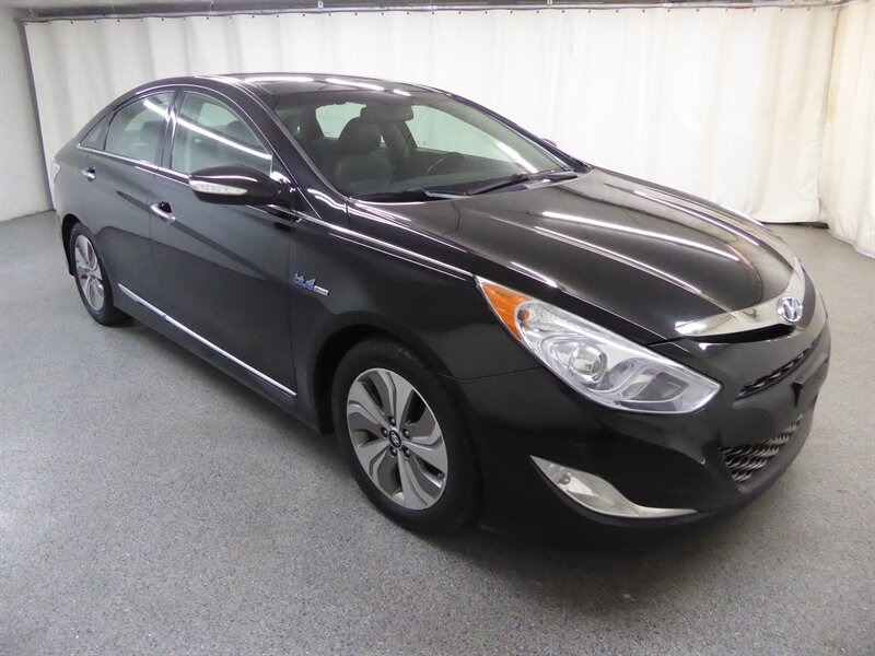 2015 Hyundai SONATA Hybrid - Photo 1 - Downers Grove, IL 60515