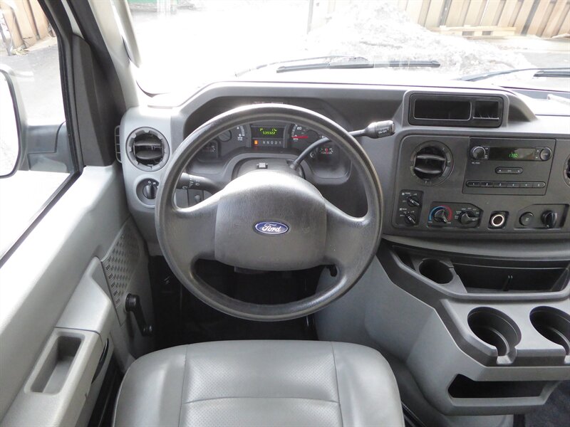 2012 FORD E-350 - Image 5