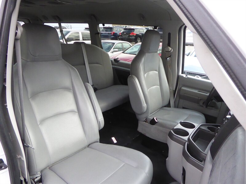 2012 FORD E-350 - Image 13