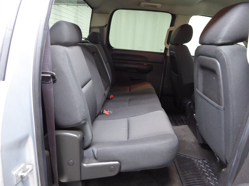 2013 CHEVROLET SILVERADO - Image 27