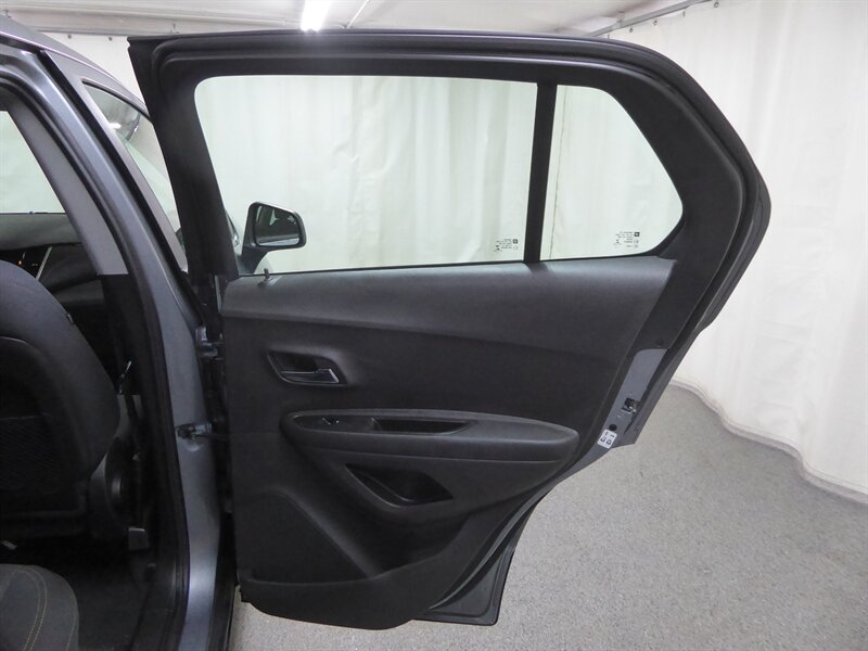 2020 CHEVROLET TRAX - Image 31