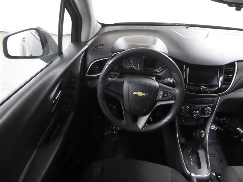 2020 CHEVROLET TRAX - Image 10