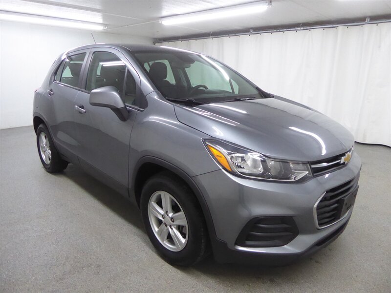 2020 CHEVROLET TRAX - Image 1