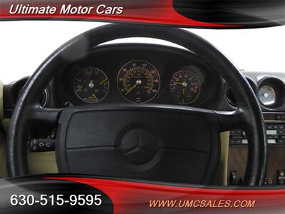 1987 Mercedes-Benz 560 SL   - Photo 9 - Downers Grove, IL 60515