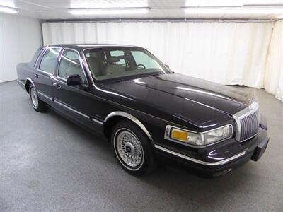 1997 Lincoln Town Car Executive Sedan