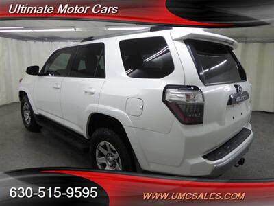 2014 Toyota 4Runner SR5   - Photo 5 - Downers Grove, IL 60515