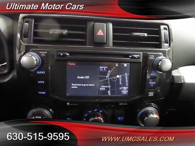 2014 Toyota 4Runner SR5   - Photo 15 - Downers Grove, IL 60515