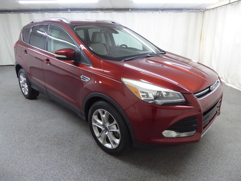 2014 Ford Escape Titanium - Photo 1 - Downers Grove, IL 60515