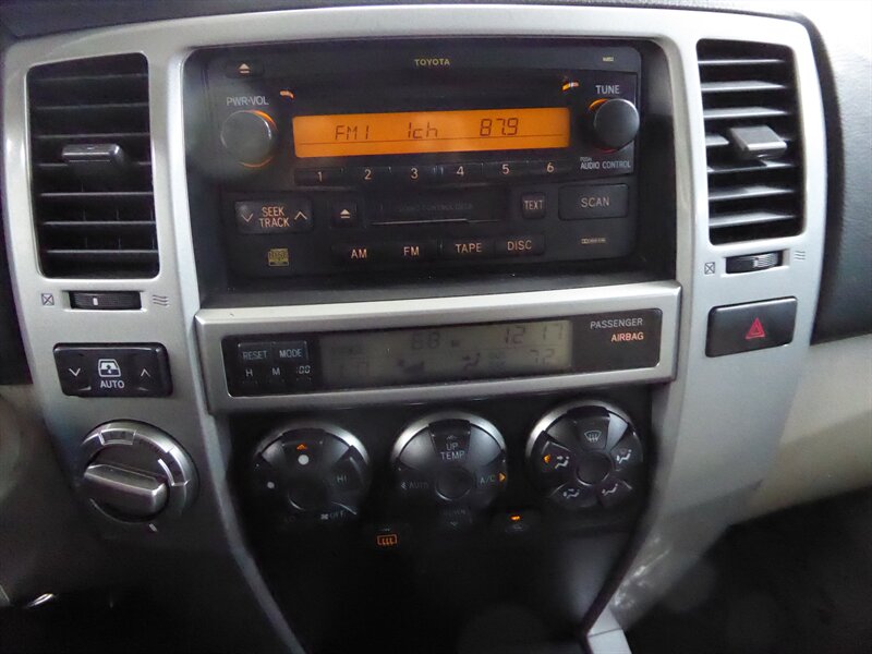 2005 Toyota 4Runner SR5 photo 12