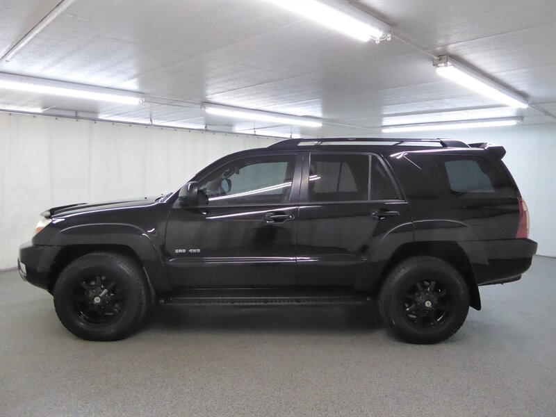 2005 Toyota 4Runner SR5 photo 4