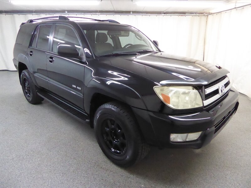 2005 Toyota 4Runner SR5 - Photo 1 - Downers Grove, IL 60515