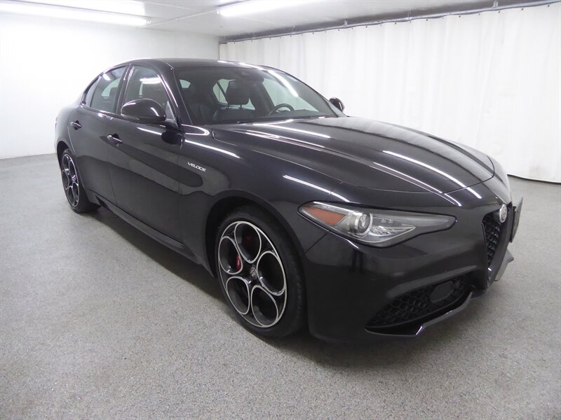 2022 Alfa Romeo Giulia 2.0 Ti Veloce Auto AWD's photo