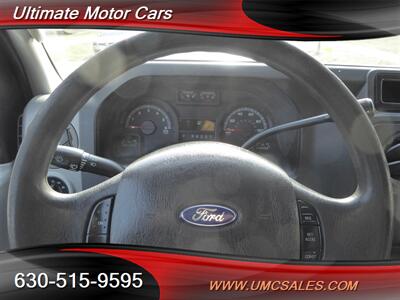 2012 Ford E-150 XL   - Photo 11 - Downers Grove, IL 60515