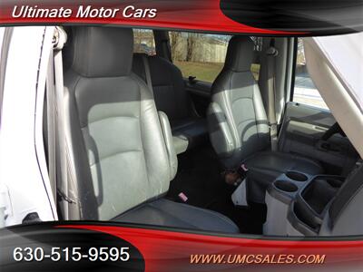 2012 Ford E-150 XL   - Photo 20 - Downers Grove, IL 60515