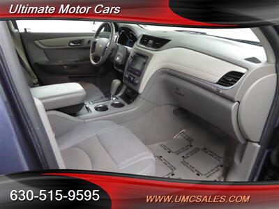 2014 Chevrolet Traverse LS   - Photo 19 - Downers Grove, IL 60515