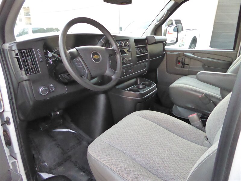 2012 CHEVROLET EXPRESS - Image 17