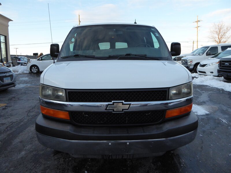 2012 CHEVROLET EXPRESS - Image 2
