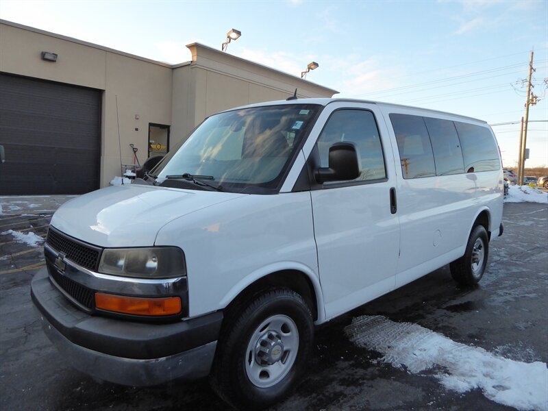 2012 CHEVROLET EXPRESS - Image 3