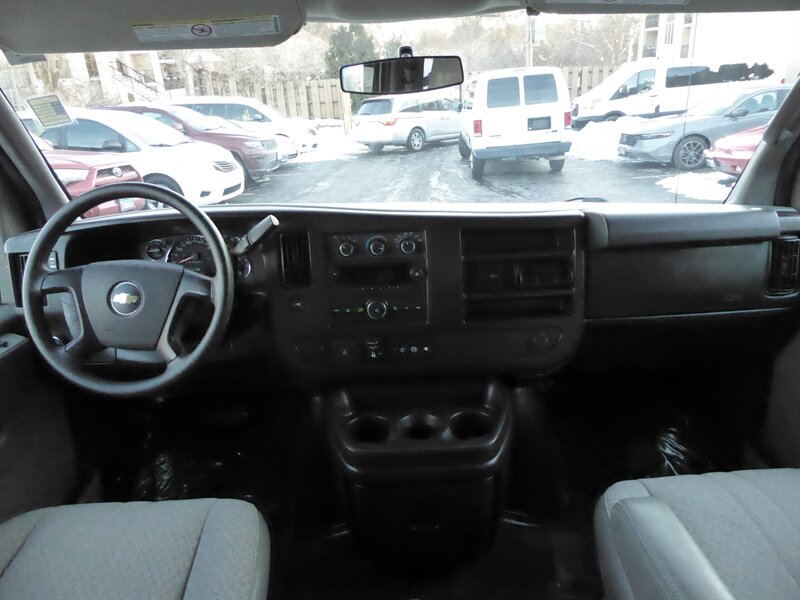 2012 CHEVROLET EXPRESS - Image 9