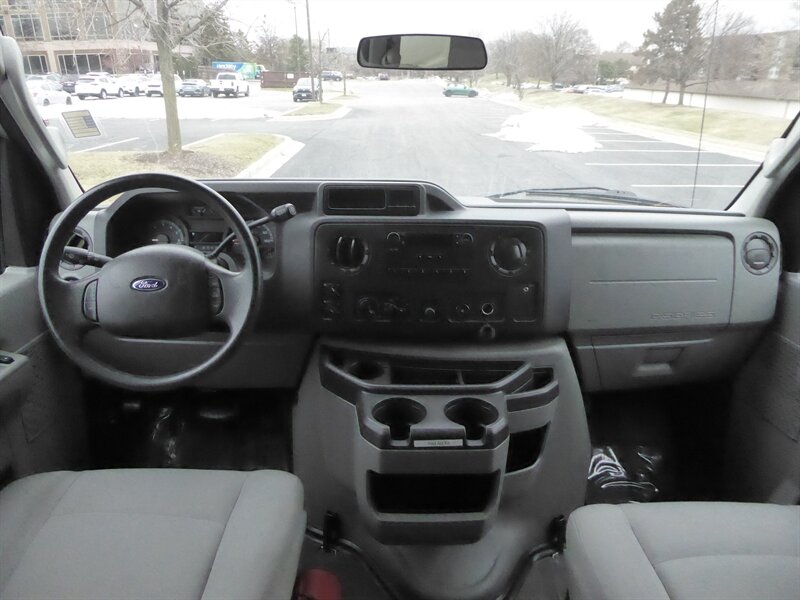 2012 FORD E-350 - Image 9