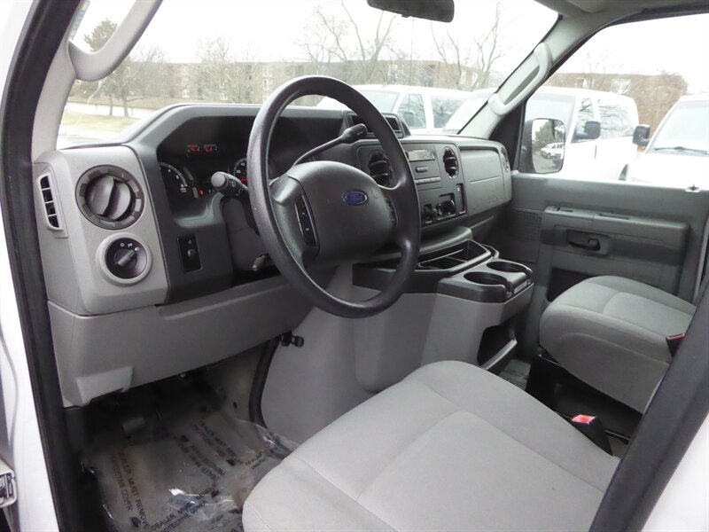 2012 FORD E-350 - Image 16