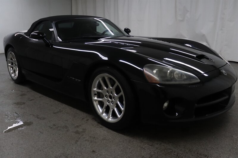 2003 Dodge Viper